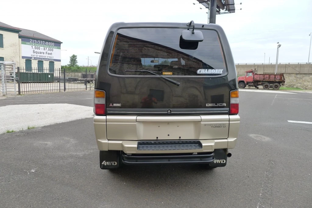 1989 Mitsubishi Delica 3rd Gen - Image 11 of 31