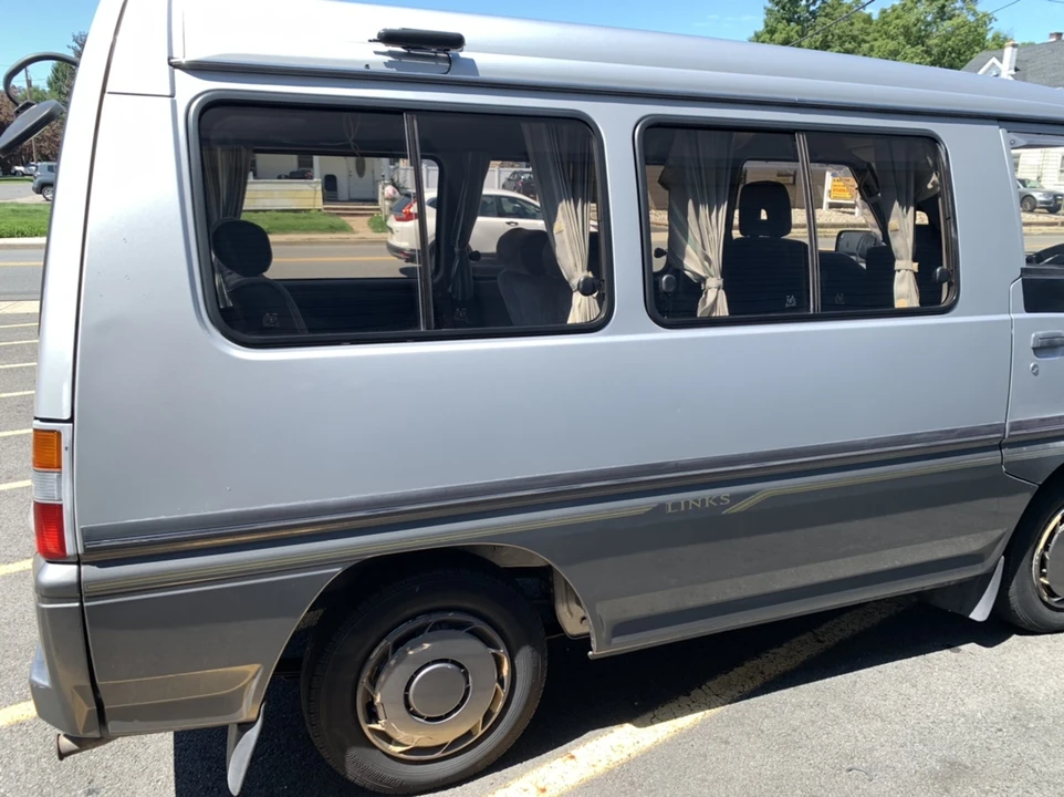 1989 Mitsubishi Delica 3rd Gen - Image 26 of 31