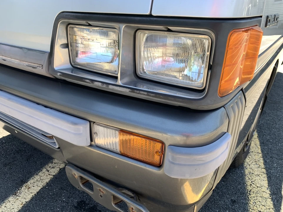 1989 Mitsubishi Delica 3rd Gen - Image 22 of 31