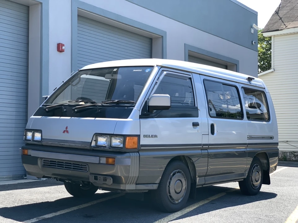 1989 Mitsubishi Delica 3rd Gen - Image 7 of 31