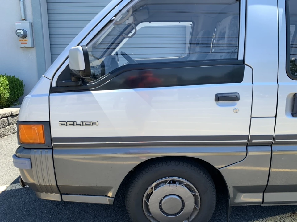 1989 Mitsubishi Delica 3rd Gen - Image 25 of 31