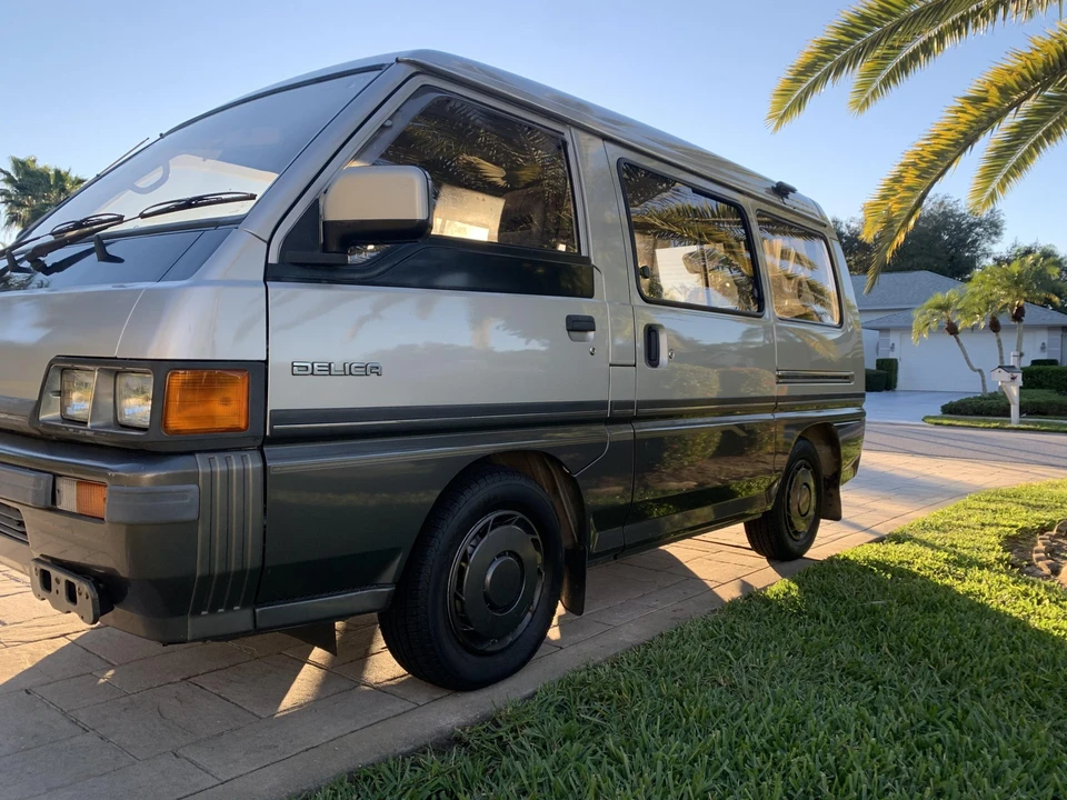1989 Mitsubishi Delica 3rd Gen - Image 12 of 31