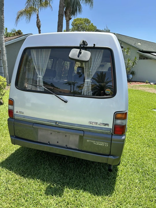 1989 Mitsubishi Delica 3rd Gen - Image 5 of 31
