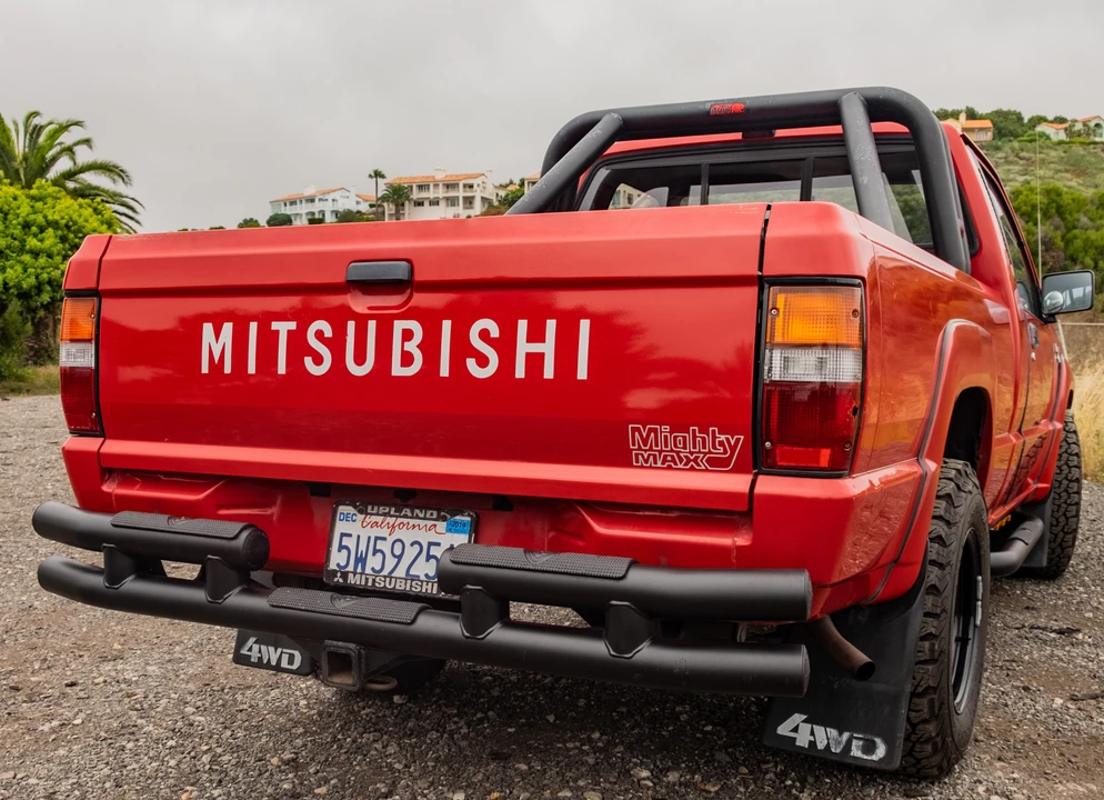 1989 Mitsubishi Triton 2nd Gen - Image 10 of 31