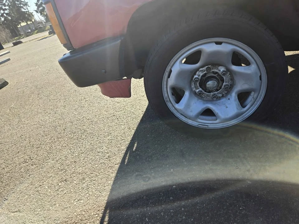 1989 Mitsubishi Triton 2nd Gen - Image 15 of 19