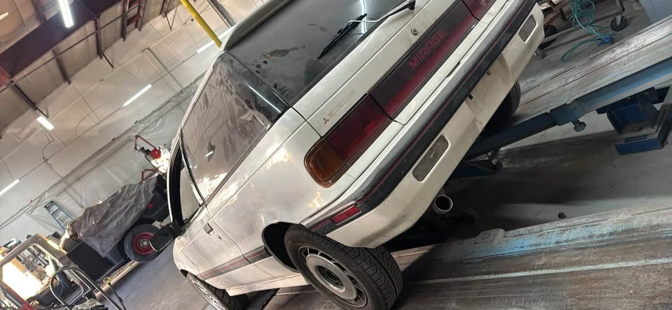 1989 Mitsubishi Mirage 3rd Gen - Image 6 of 6