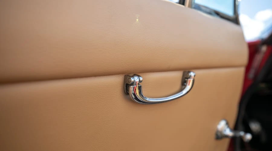 1989 Modena - Image 28 of 31
