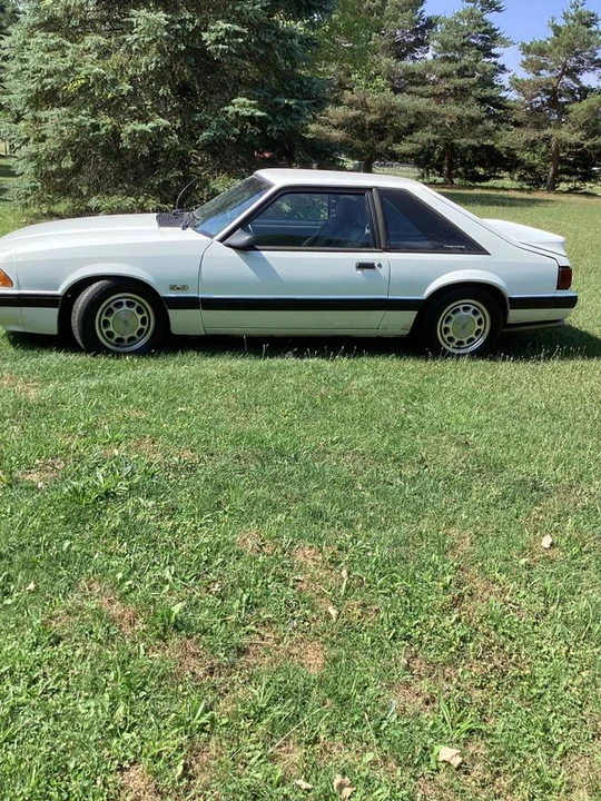 1989 Ford Mustang 3rd Gen - Image 2 of 18