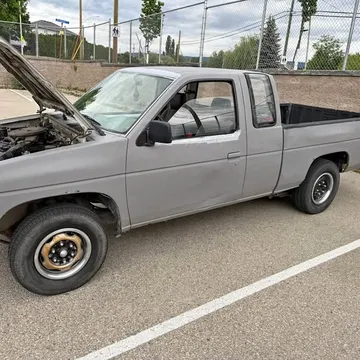 1989 Nissan Frontier King Cab