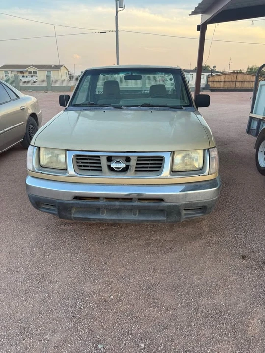 1989 Nissan Frontier - Image 2 of 4