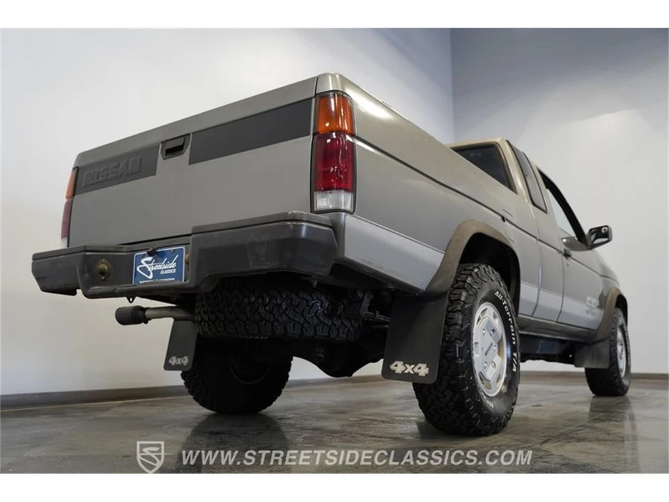 1989 Nissan Frontier - Image 30 of 31