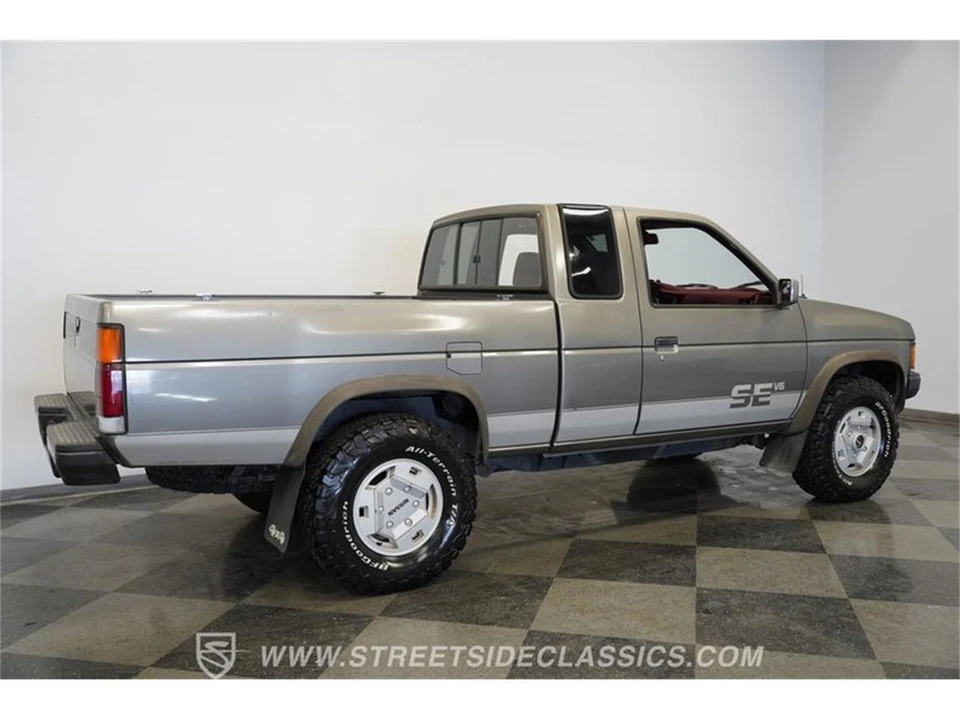 1989 Nissan Frontier - Image 14 of 31