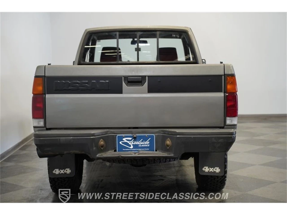 1989 Nissan Frontier - Image 11 of 31