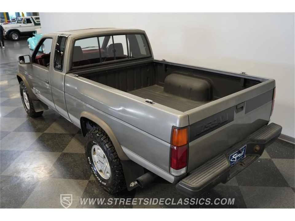 1989 Nissan Frontier - Image 27 of 31