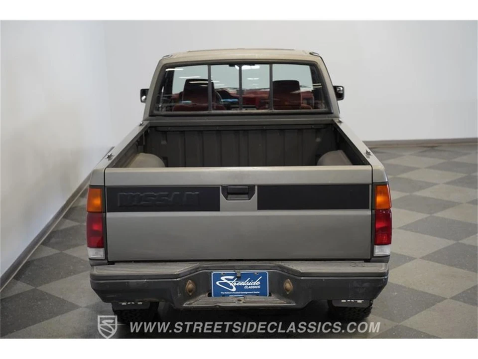 1989 Nissan Frontier - Image 28 of 31