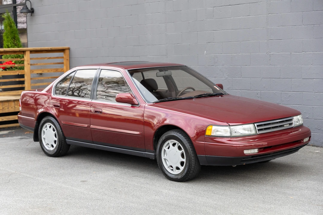 1989 Nissan Maxima 3rd Gen - Image 19 of 31