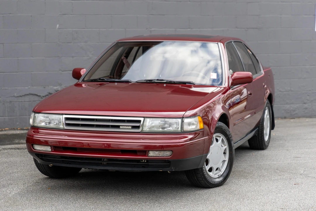 1989 Nissan Maxima 3rd Gen - Image 6 of 31