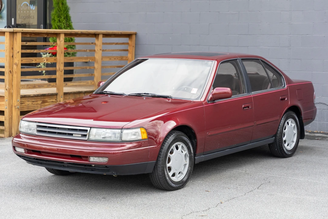 1989 Nissan Maxima 3rd Gen - Image 7 of 31