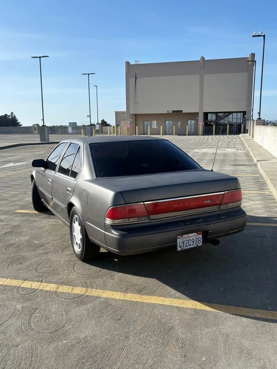 1989 Nissan Maxima 3rd Gen - Image 4 of 15