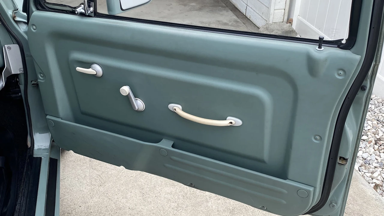 1989 Nissan Pao - Image 11 of 19