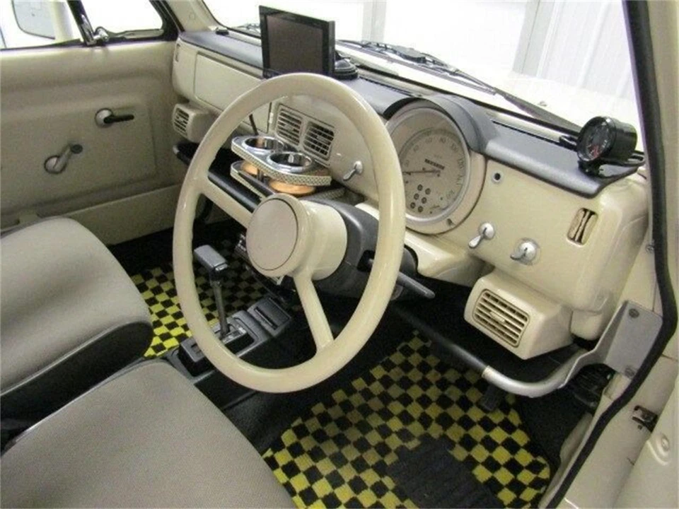 1989 Nissan Pao - Image 9 of 31