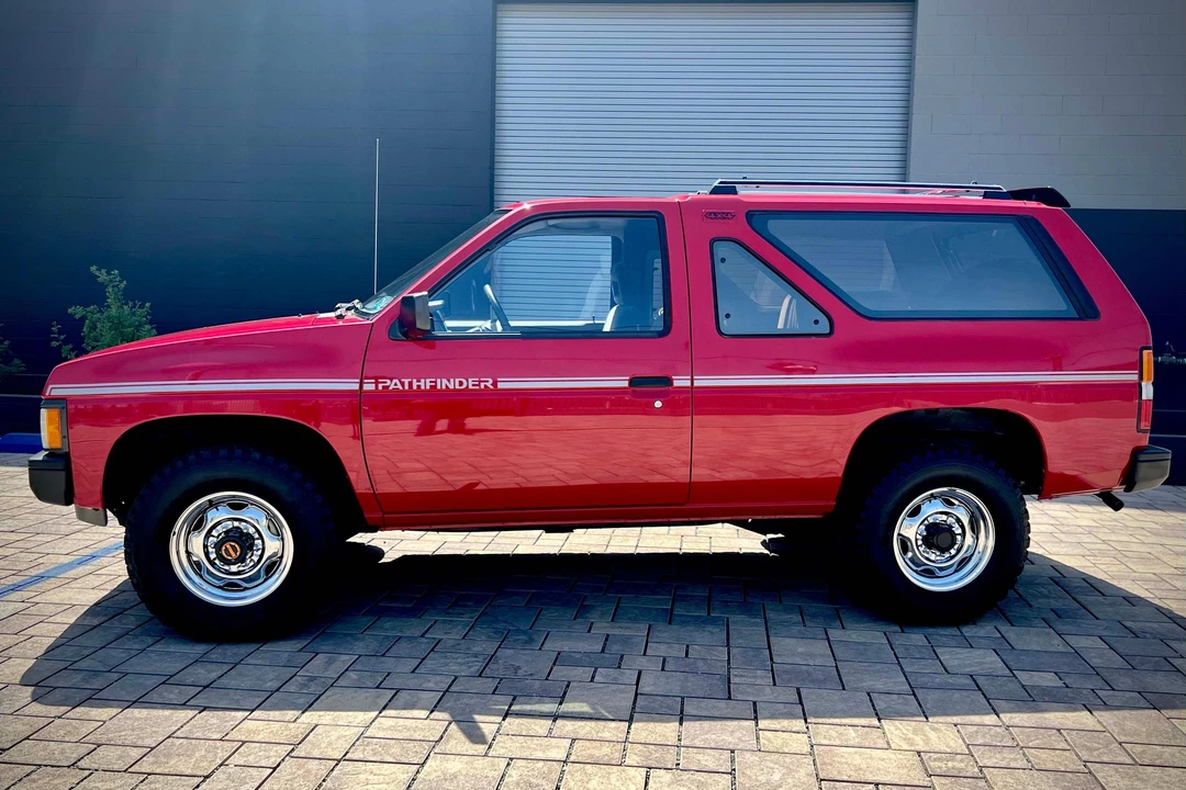 1989 Nissan Pathfinder 1st Gen - Image 3 of 31