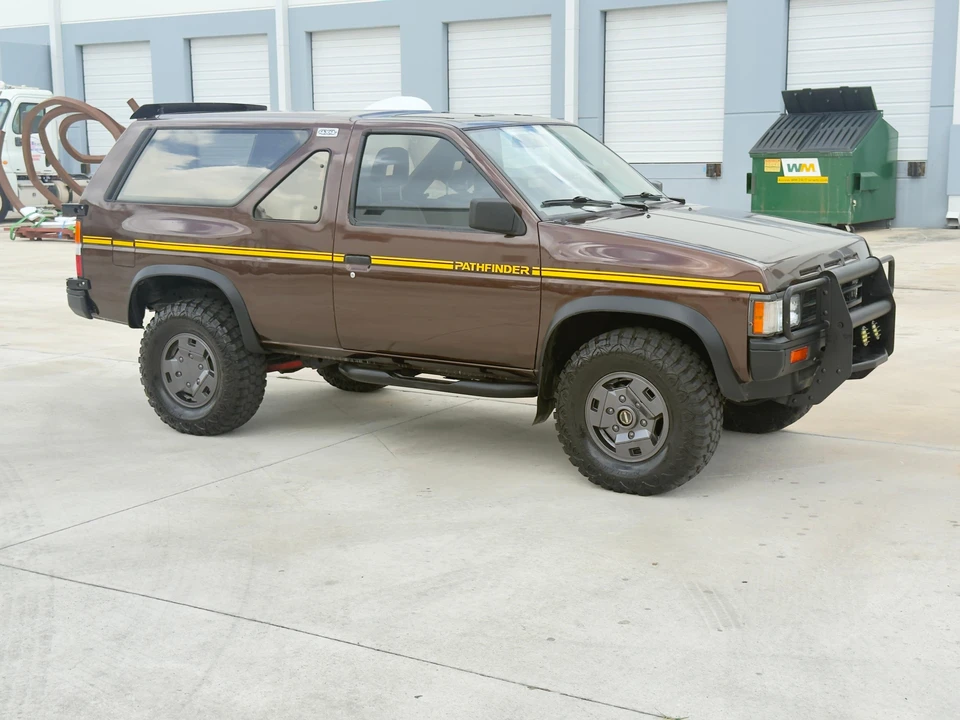 1989 Nissan Pathfinder 1st Gen - Image 29 of 31
