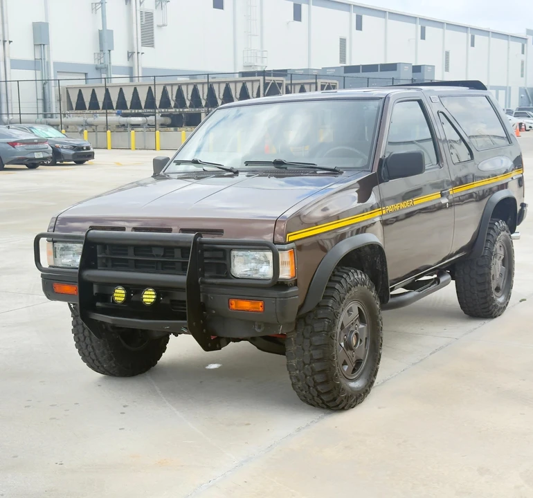 1989 Nissan Pathfinder 1st Gen - Image 9 of 31