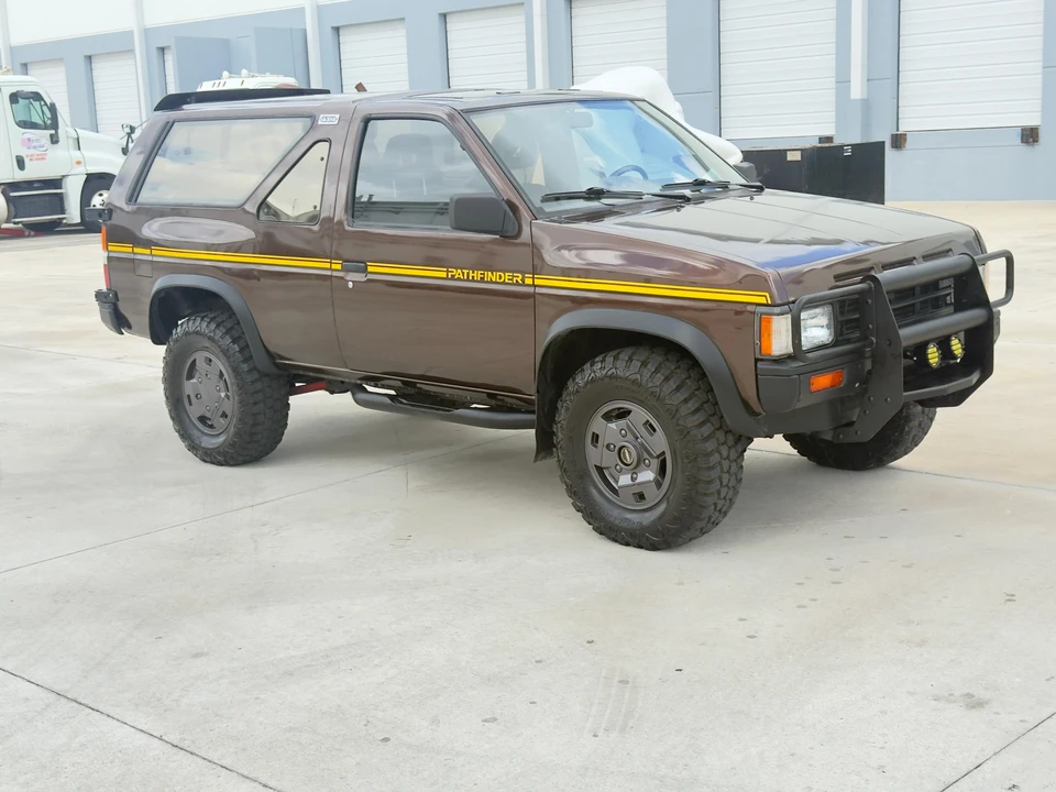 1989 Nissan Pathfinder 1st Gen - Image 30 of 31