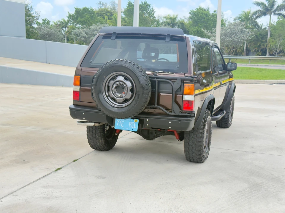 1989 Nissan Pathfinder 1st Gen - Image 23 of 31