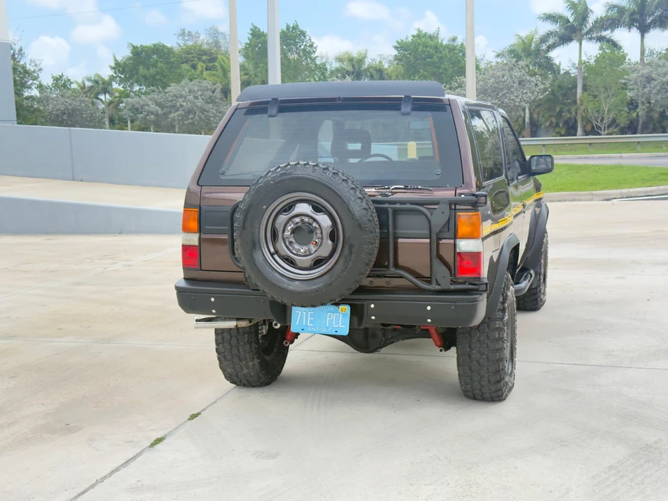 1989 Nissan Pathfinder 1st Gen - Image 21 of 31
