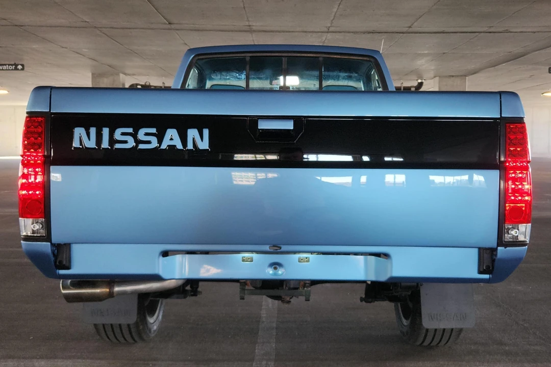 1989 Nissan - Image 5 of 31