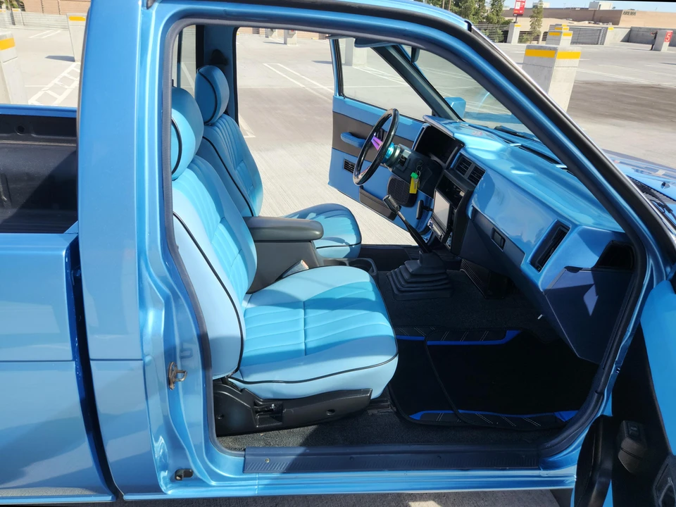 1989 Nissan - Image 19 of 31