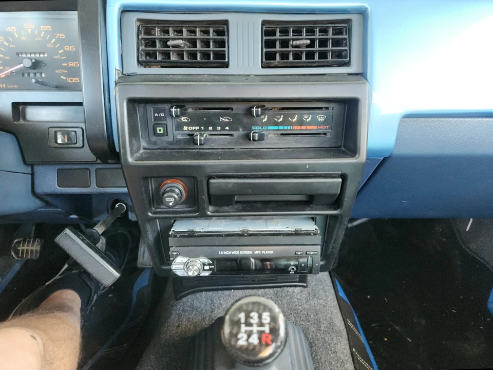 1989 Nissan - Image 25 of 31