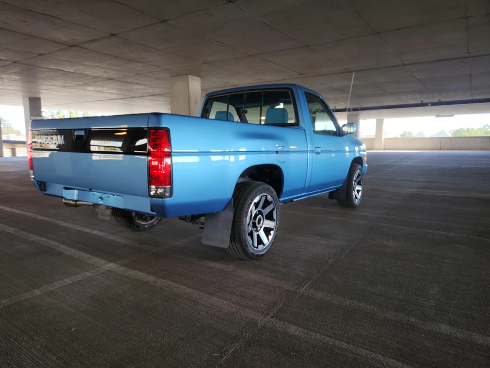 1989 Nissan - Image 7 of 31