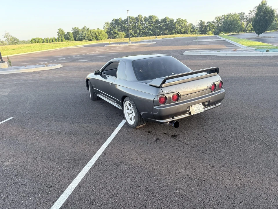 1989 Nissan R32 Skyline GT-R 8th Gen - Image 12 of 31