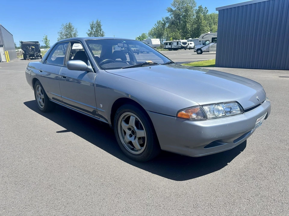1989 Nissan R32 Skyline 8th Gen - Image 17 of 31