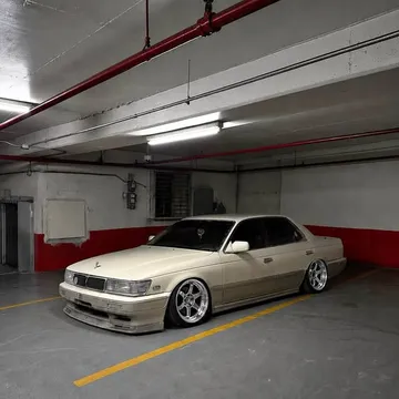 1989 Nissan Laurel Medalist