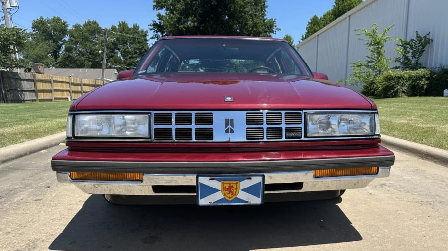 1989 Oldsmobile 98 - Image 4 of 8