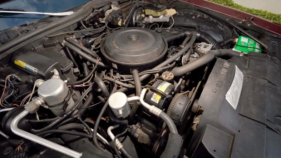 1989 Oldsmobile Custom Cruiser - Image 20 of 20