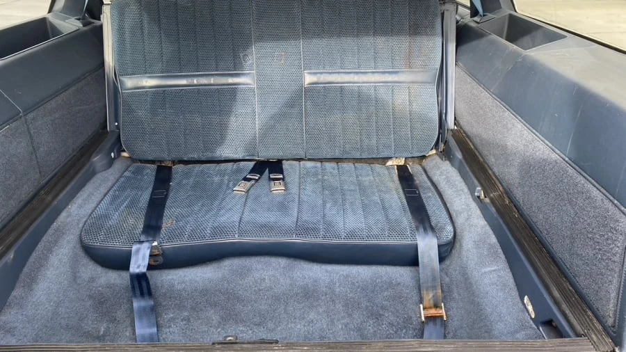 1989 Oldsmobile Custom Cruiser - Image 13 of 16