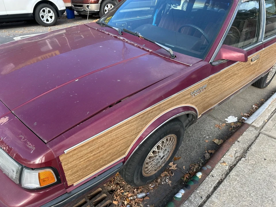 1989 Oldsmobile Custom Cruiser - Image 9 of 19