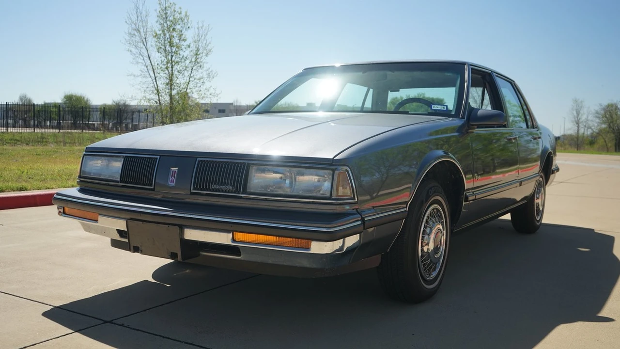 1989 Oldsmobile 88 - Image 4 of 12
