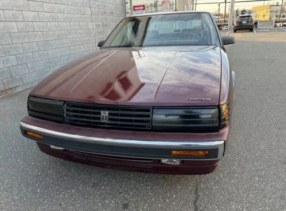 1989 Oldsmobile Toronado - Image 4 of 20
