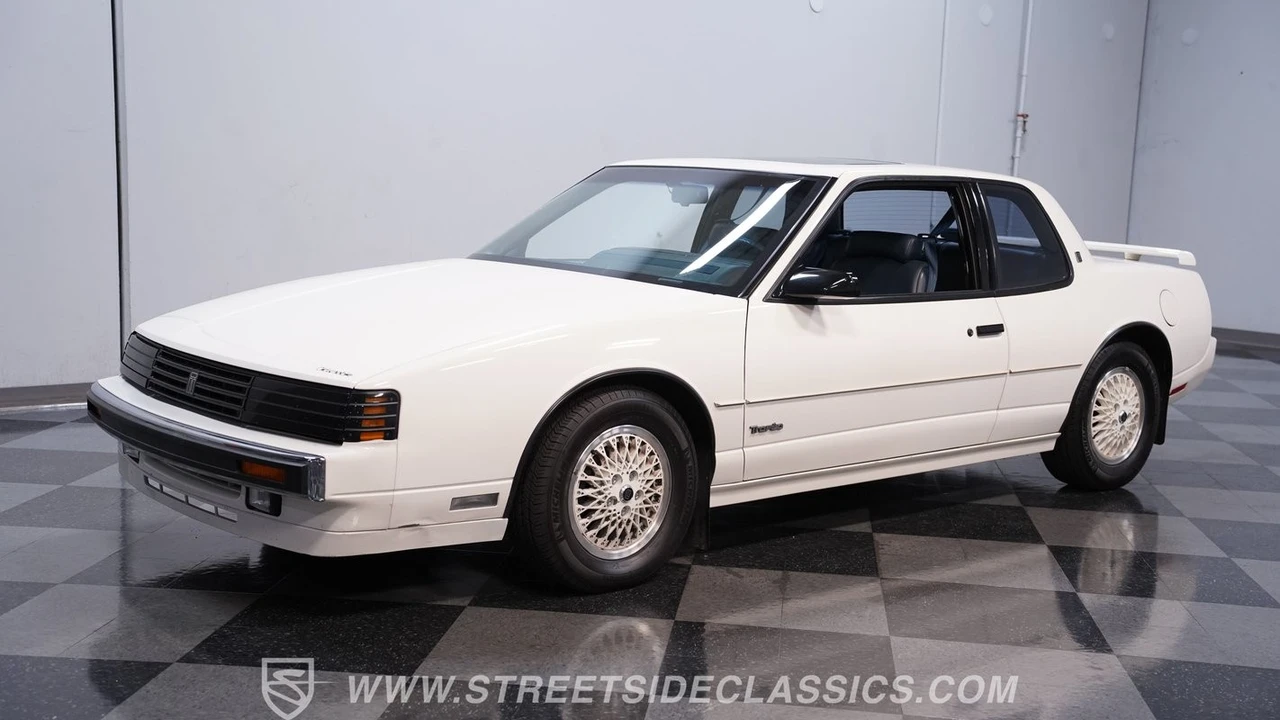 1989 Oldsmobile Toronado - Image 8 of 12