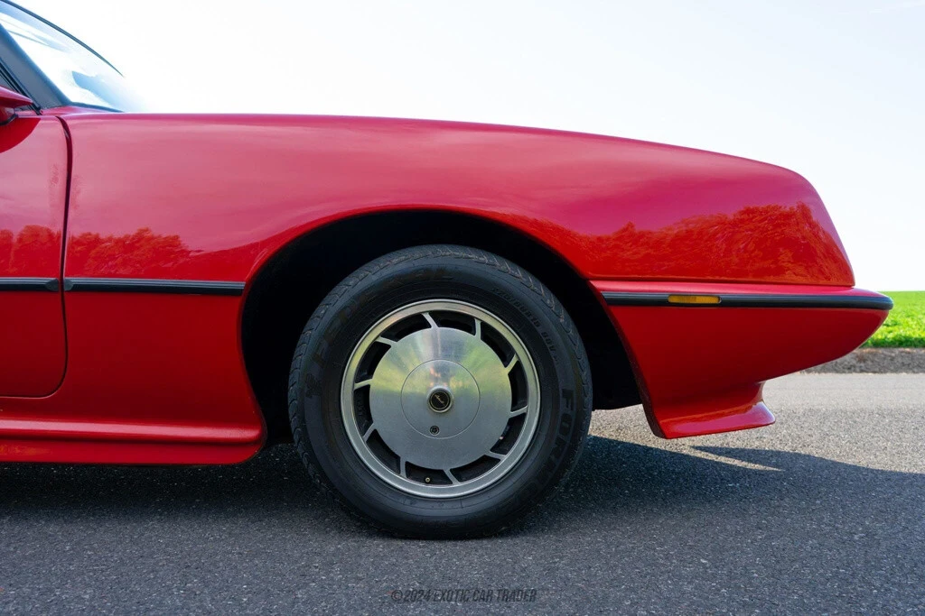 1989 Studebaker Avanti - Image 11 of 12