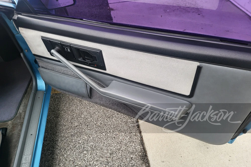1989 Pontiac Firebird 3rd Gen - Image 5 of 10