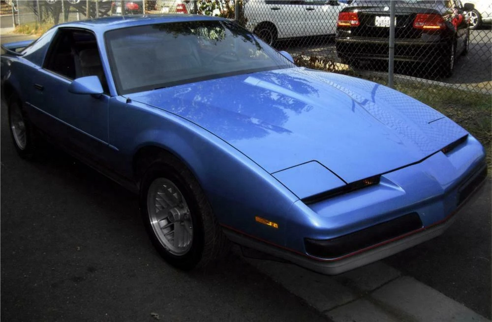 1989 Pontiac Firebird 3rd Gen - Image 2 of 5