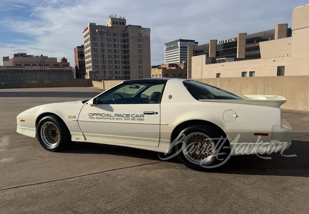 1989 Pontiac Firebird Trans Am 3rd Gen - Image 5 of 31