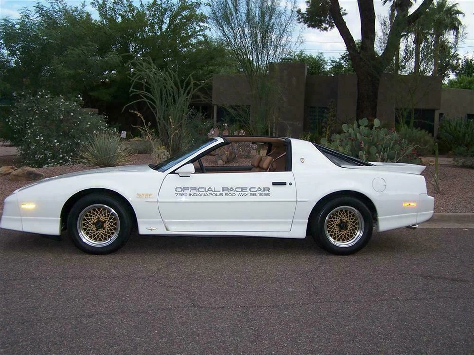 1989 Pontiac Firebird Trans Am 3rd Gen - Image 5 of 5